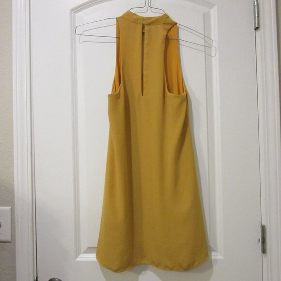 Lulu’s Swing Dress Golden Yellow Shift Dress Halter Keyhole Women's XS - Picture 6 of 8